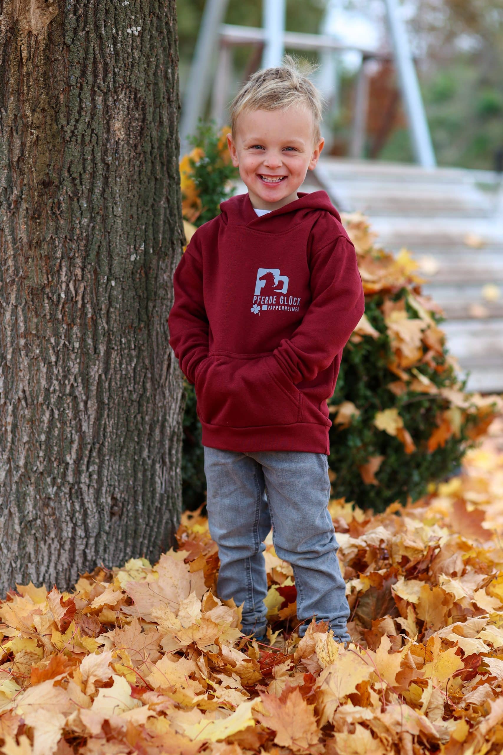 Felix Pappenheimer – kleiner Entdecker auf dem Hof